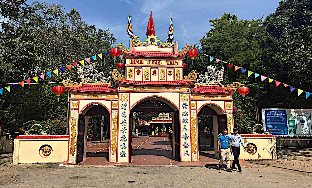 Khám phá quần thể di tích kiến trúc nghệ thuật Dinh Thầy Thím