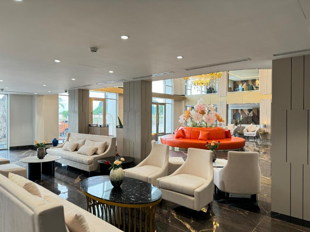 Sảnh chờ tại khách sạn Ao Tiên Harbour Boutique