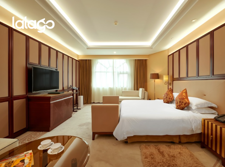 Khách sạn Li Lai International