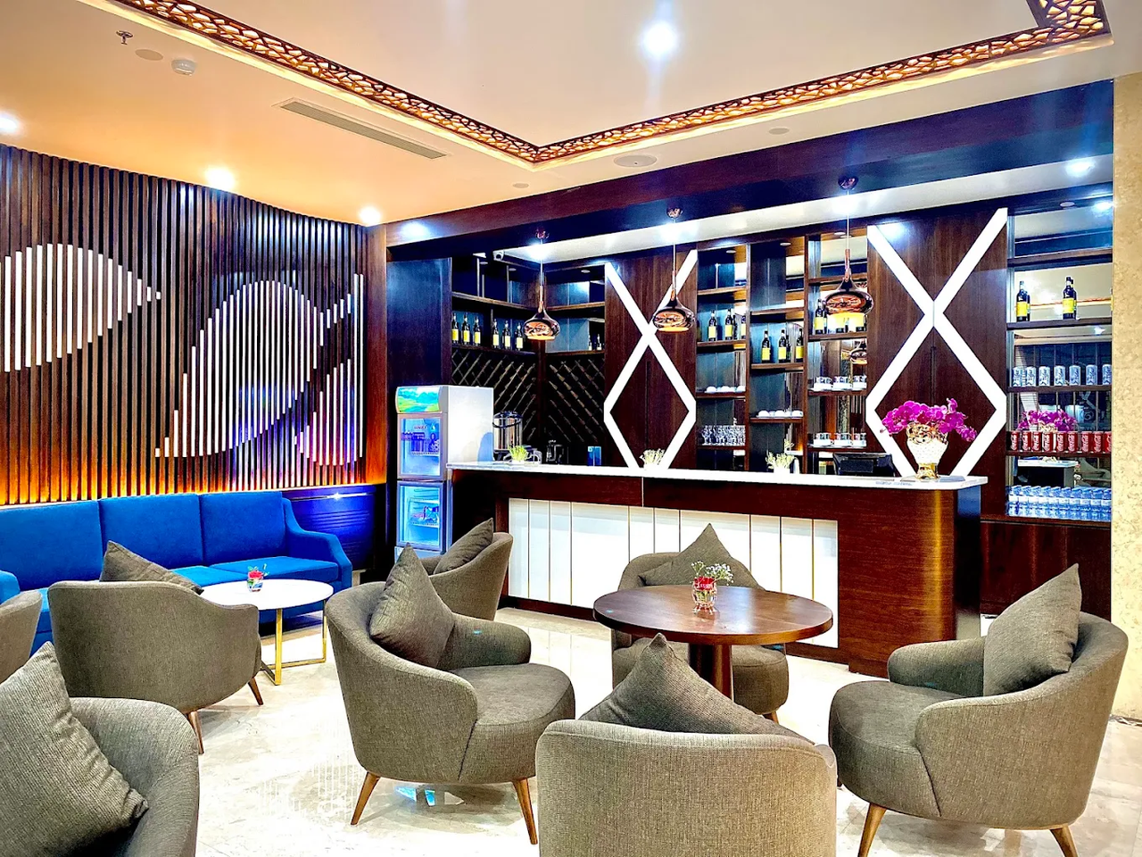 Skybar nằm ở vị trí cao nhất của khách sạn