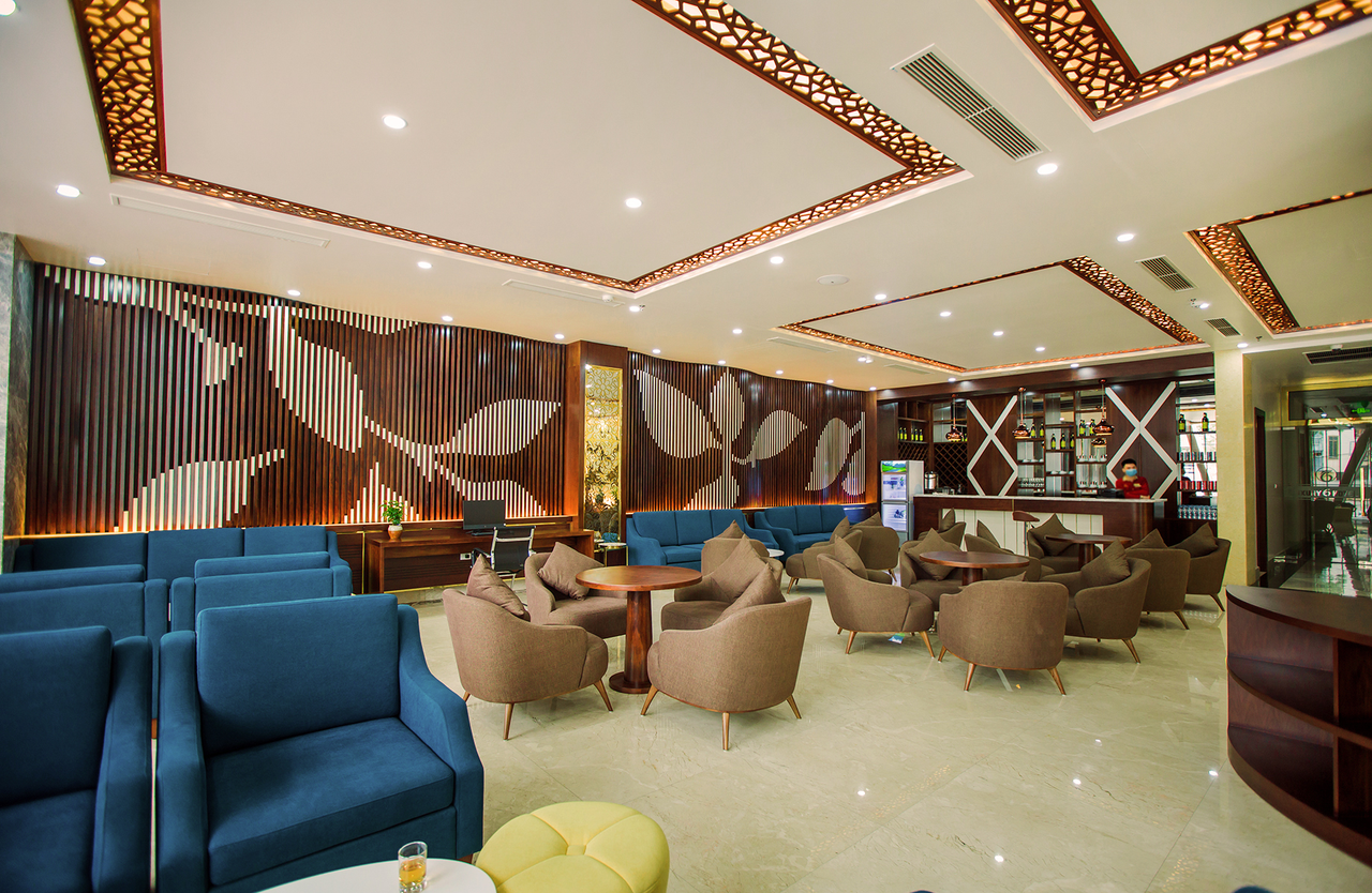  Sảnh chờ sang trọng tại khách sạn Luxury 6 Móng Cái