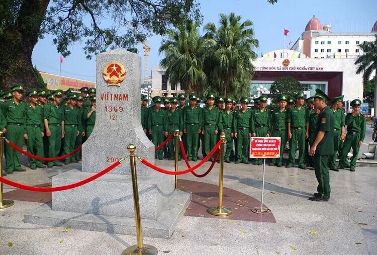 Cột mốc mang ý nghĩa lịch sử, chủ quyền