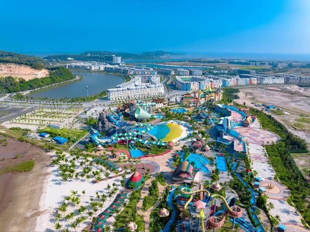 Khu du lịch quốc tế Đồi Rồng