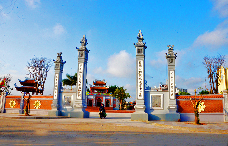 Những lưu ý khi tham quan đền Xã Tắc 
