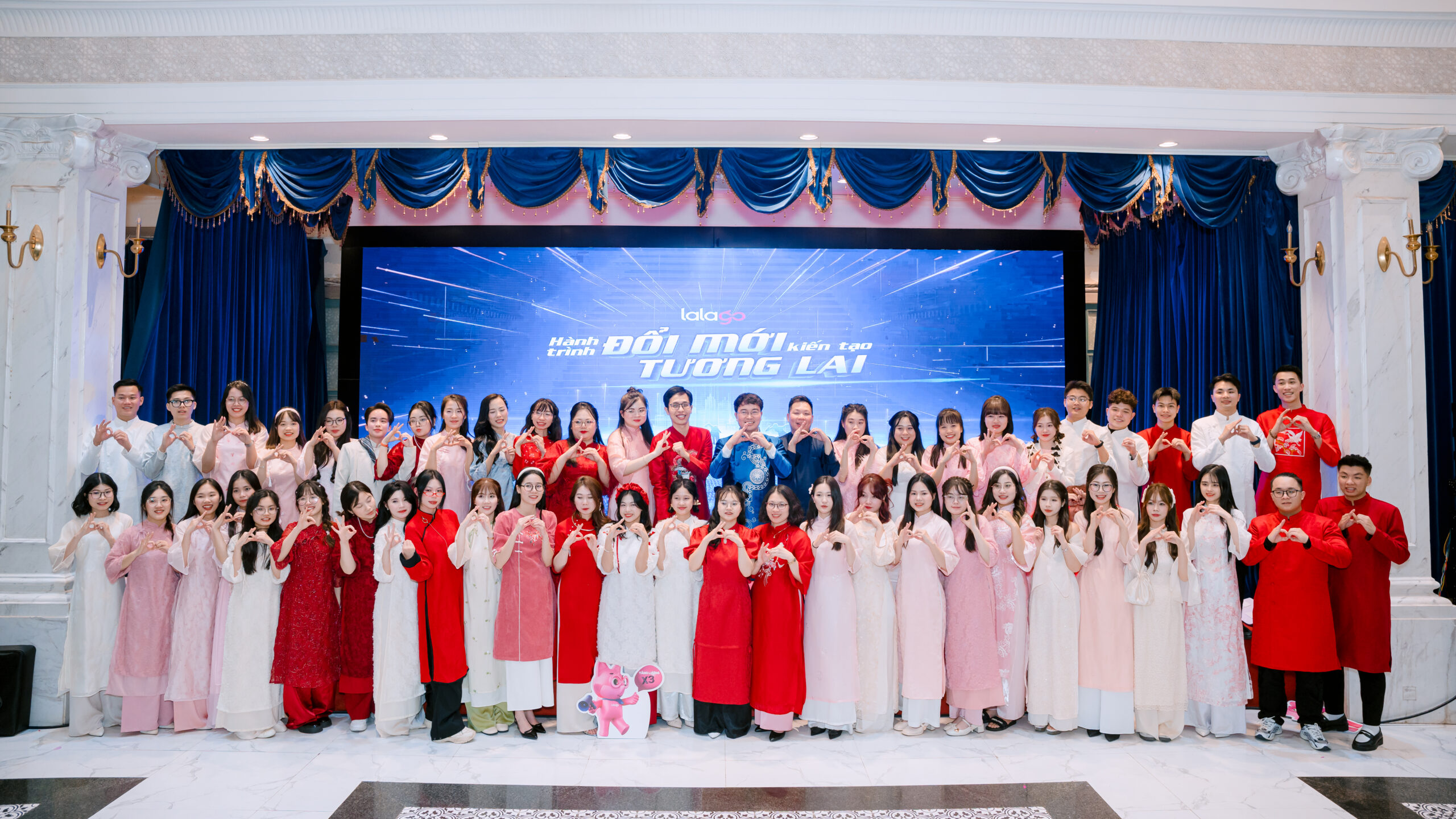 Gala Dinner là sự kiện không thể thiếu của mỗi doanh nghiệp