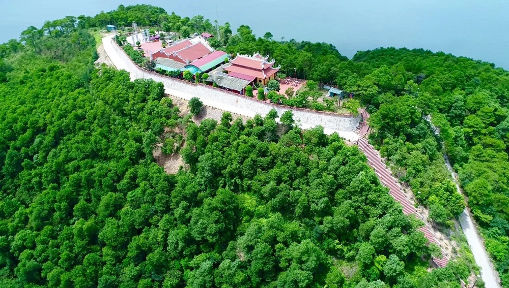 Khám phá Chùa Duyên Phúc tâm linh cổ kính 