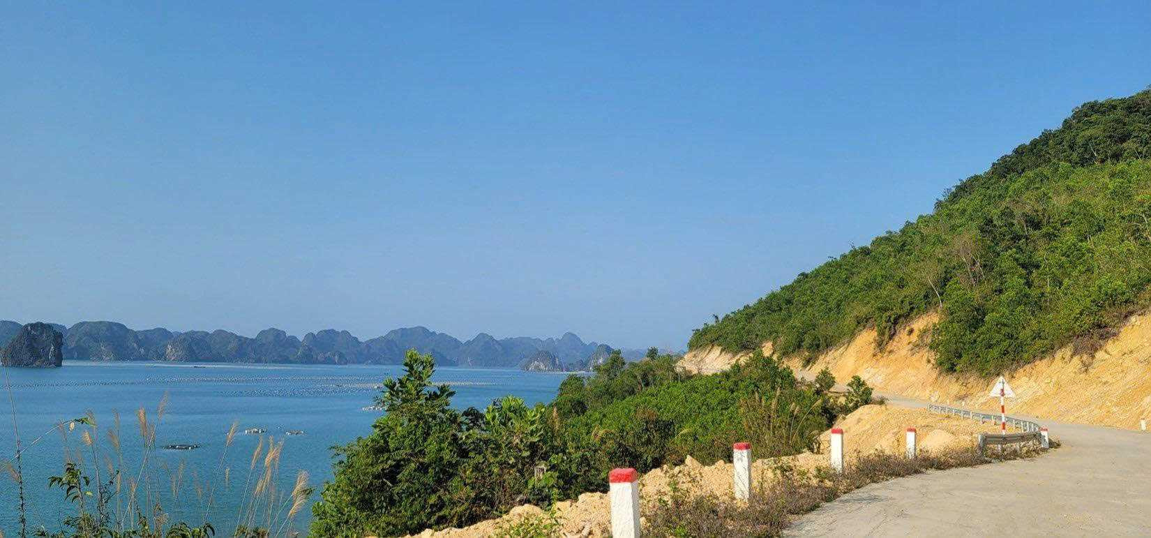 Đảo Trà Bản sở hữu cấu trúc địa hình phong phú 