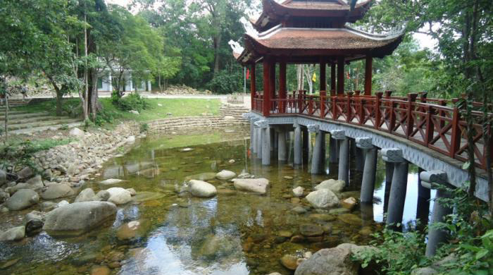 Suối Giải Oan đóng vai trò như một mắt xích văn hóa - lịch sử